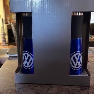 Volkswagen travel coffee mug set